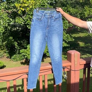 Eddie Bauer Slightly Curvy Skinny Jeans size 4